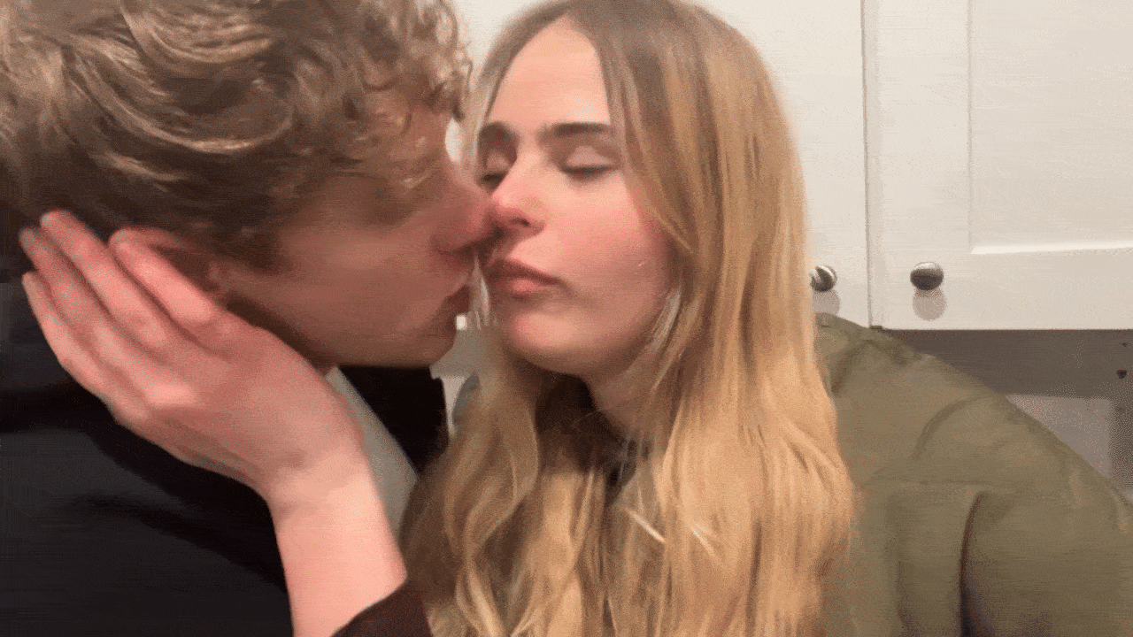 57E113F9-791A-4E12-B0EC-43936241C300-ezgif.com-optimize